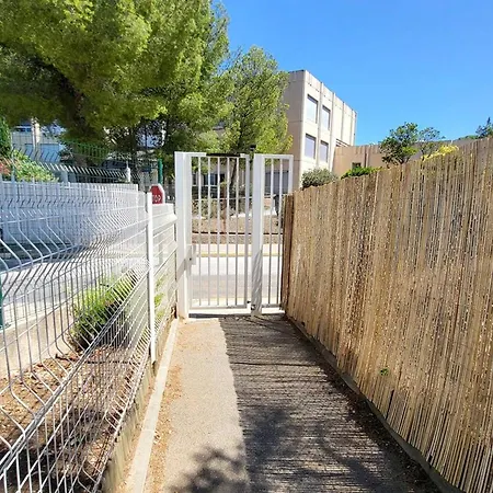 T3 Avec Garage Privatif, Terrasse, A 400m Des Plages Et Proches Commerces - Fr-1-316-229 *